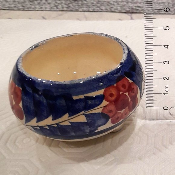 Vintage Sorrento Ceramic Hand Painted Floral Footed Jar - Picture 5 of 11